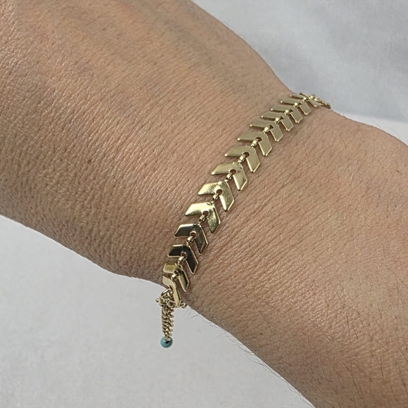 NIB Starfish Project 14k Gold Plated Adjustable Bracelet - Picture 3 of 4